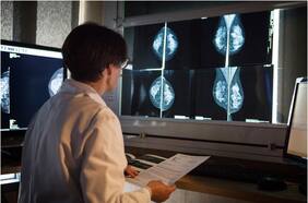 Así es la IA creada por Harvard para detectar y predecir las probabilidades de supervivencia en pacientes con cáncer