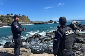 Con 60 personas colaborando y el uso de un dron: Armada continúa búsqueda de joven desaparecido en playa de Valparaíso