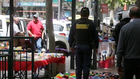 Estudio UNAB: comercio ilegal aumentó 15% en seis años y detecta asociación con el crimen organizado