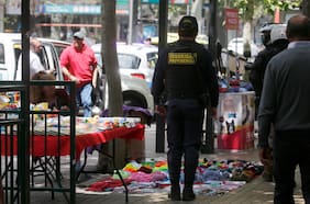 El comercio ambulante más allá de Meiggs: los otros puntos críticos en la Región Metropolitana