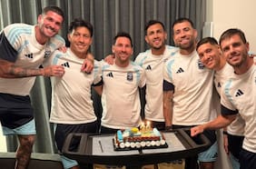 Una torta y ejercicios de barra: Lionel Messi celebra sus 39 años en medio de su semana récord en el Mundial 2026