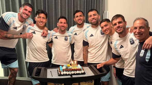 Una torta y ejercicios de barra: Lionel Messi celebra sus 39 años en medio de su semana récord en el Mundial 2026