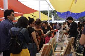 Comienza la 12ª Primavera del Libro en el Parque Inés de Suárez