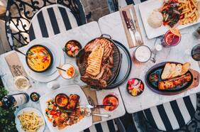 Los Buenos Muchachos llega a Estación Central con nuevo local y abierto en Fiestas Patrias