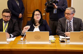 Contralora revela que Gendarmería entregó información incompleta en caso de licencias médicas