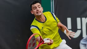 Tomás Barrios se estrena con una accidentada victoria en el Challenger de Oeiras
