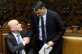 Nueva ronda de conversaciones por proceso constituyente termina sin acuerdo: partidos realizarán consultas internas y retomarán tratativas el lunes