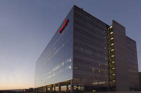 Ganancias de América Móvil se disparan casi un 120% en el segundo trimestre