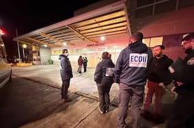 Investigan homicidio frustrado en San Joaquín: hombre fue baleado al interior de su vehículo