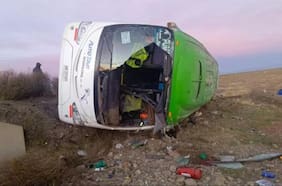 Bus chileno sufre accidente en Bolivia: hay nueve personas fallecidas y 22 heridos