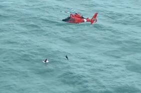 Tras paso del huracán Milton: hombre sobrevivió aferrado a un cooler en mar abierto