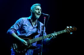 Pedro Aznar continúa la celebración de sus 50 años de música y agenda tres shows en Chile