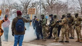 ¿Cuáles son los límites del alcance del ICE, la poderosa fuerza antiinmigración de Trump?