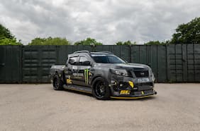 ¿Se imaginan una camioneta con la motorización del Nissan GT-R?