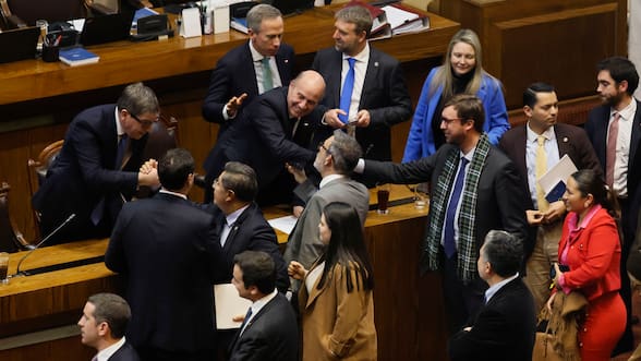 Megarreforma: Cámara aprueba informe de comisión mixta que compensa a municipios por exención de contribuciones a adultos mayores