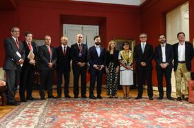 Empresariado frena propuesta de subir impuesto a las grandes empresas y pide zanjar pronto tema tributario