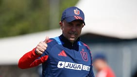 Discursos emotivos, lesiones y penales: el plan de Gustavo Álvarez para meter a la U en la final de la Copa Sudamericana