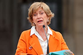 Evelyn Matthei reitera su propuesta por recortar el gasto fiscal tras respuesta del gobierno