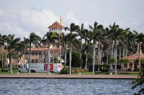 Incluso los compradores con mucho dinero están empezando a retirarse del mercado inmobiliario estadounidense