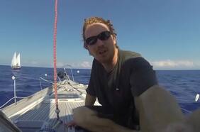 El espeluznante momento en que un grupo de exploradores encuentra y recorre un “barco fantasma” en altamar