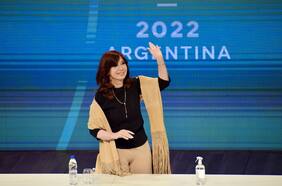 Corte Suprema de Argentina rechaza recursos de Cristina Kirchner en caso de presunta corrupción y complica su situación judicial