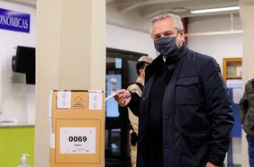 Argentina: La ruta del oficialismo y oposición a un mes de las legislativas