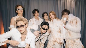 Paz en el hotel y nulo acoso: cómo el paso de BTS por Chile ha cambiado la relación entre los fans y sus ídolos