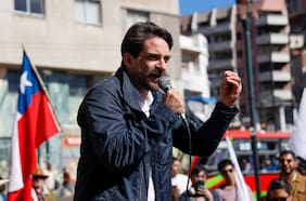 La dura autocrítica de Winter tras derrota de Jara en que reconoce el desgaste del proyecto progresista