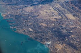 La Guardia Revolucionaria afirma que Irán tiene “control total” del estrecho de Ormuz