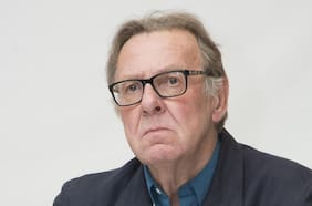 Actor británico Tom Wilkinson fallece a los 75 años