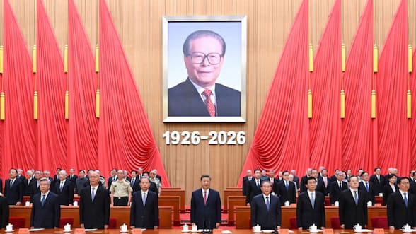 Xi Jinping en acto por centenario de Jiang Zemin: Elogia la represión de Tiananmén y pide volver a una China con “espíritu de lucha indomable”