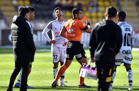 DT de Limache carga contra el arbitraje y Jorge Almirón: “Eso no más puedo decir porque no soy el entrenador de Colo Colo”