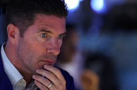 Wall Street cierra a la baja pese a Nvidia y en Chile los 10.000 puntos se le resisten al Ipsa