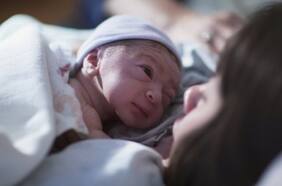 Presidente Piñera promulga Ley Crianza Protegida ¿En qué consiste y por cuánto tiempo puedo extender mi postnatal?