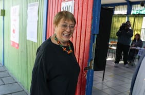 Tras votar: Bachelet apuesta por un gobierno que brinde “igualdad de derechos y oportunidades”