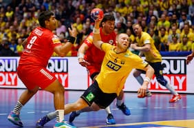 Mundial de Balonmano: Chile no puede sostener el ritmo de Suecia y se jugará todo ante Japón