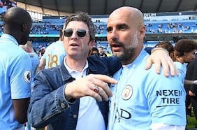 El día en que el líder de Oasis celebró un título del Manchester City abriendo un bar en Santiago en plena mañana