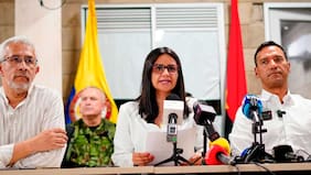 Colombia despliega 30 mil militares en la frontera con Venezuela tras la captura de Nicolás Maduro y su esposa