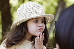 Por qué los niños no necesitan una rutina de skincare: los peligros de copiar modas de las redes sociales