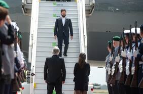 Así fue el arribo del Presidente Boric a Alemania para iniciar su gira por Europa