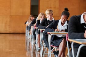 La reforma educacional de Burnham en Inglaterra: más enseñanza técnica adaptada a las necesidades de las empresas locales