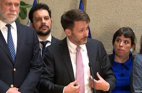 Así fue la emotiva reflexión de Pardow tras rechazo de acusación constitucional en su contra