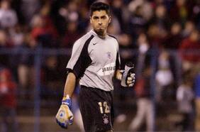 “A Johnny Herrera no le alcanzó para ser titular en Corinthians”: extécnico del Timao analiza el paso del chileno