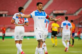 La UC está a detalles de cerrar al reemplazante de Tiago Nunes en la banca