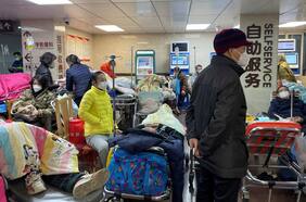 Muerte de numerosas figuras públicas chinas desata cuestionamientos sobre las reales cifras de decesos por Covid-19