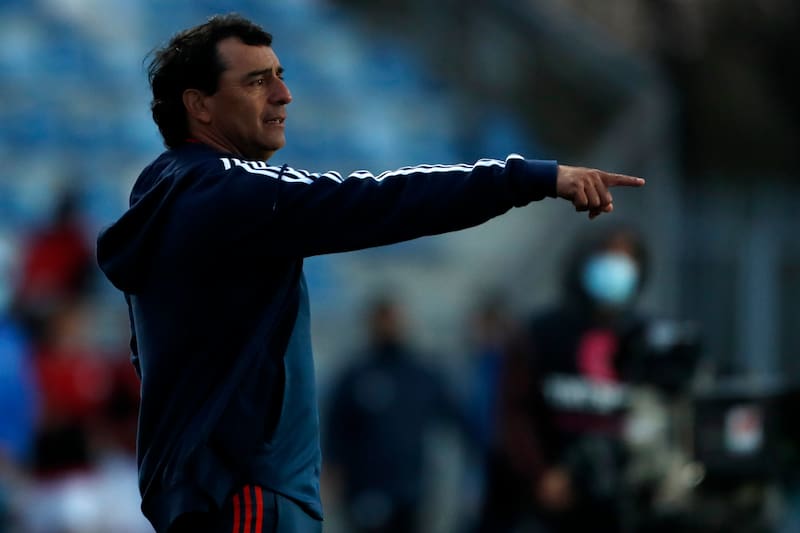 ¡Cambio en la dirección técnica! Mario Salas se despide de Deportes Temuco y Esteban Valencia toma las riendas