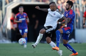 Los grandes definen su futuro: cómo se mueven las testeras de Colo Colo, la U y la UC en un abril decisivo