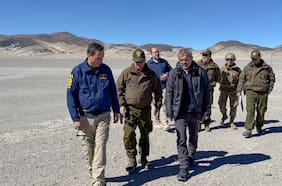 Ministro Cordero encabeza junto a los jefes de las policías la primera jornada de revisión a los controles fronterizos en el norte