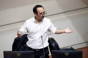 PC no da unanimidad para que Senado vote declaración que denunciaba fraude electoral en Venezuela