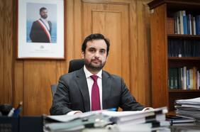 Jaime Gajardo, subsecretario de Justicia: “El desafío es potenciar a Gendarmería para que cumpla un rol relevante en la desarticulación de bandas criminales”